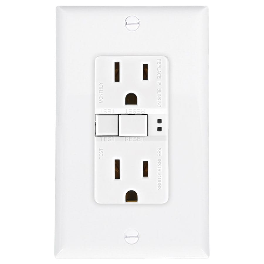 Shop Eaton 15 Amp 125 Volt White Indoor Gfci Decorator Wall Outlet At