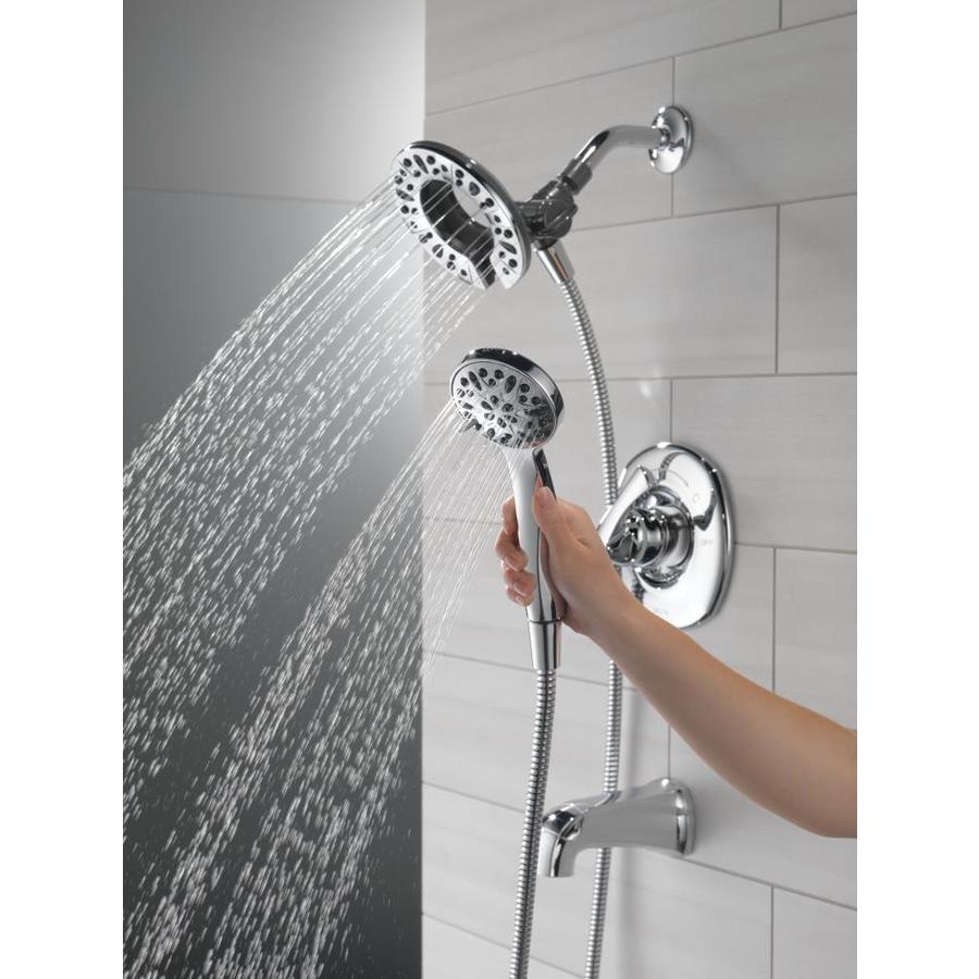 Delta Larkin Chrome 1Handle Bathtub and Shower Faucet with Valve in