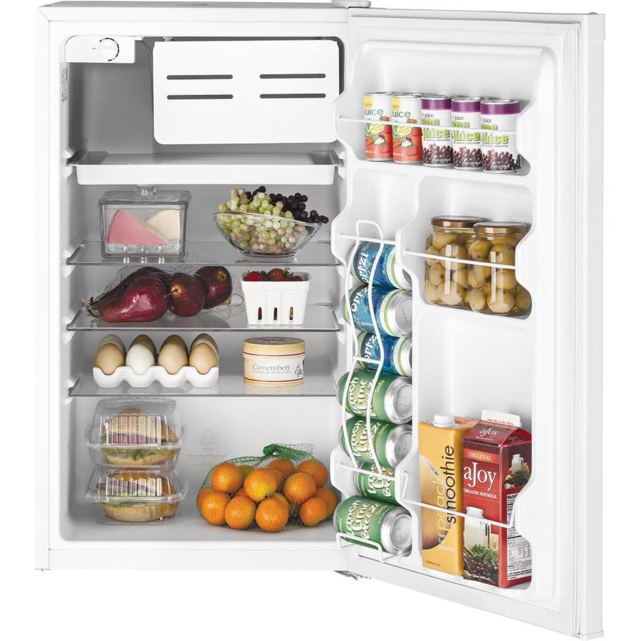 GE 4.4cu ft Freestanding Mini Fridge Freezer Compartment (White) in