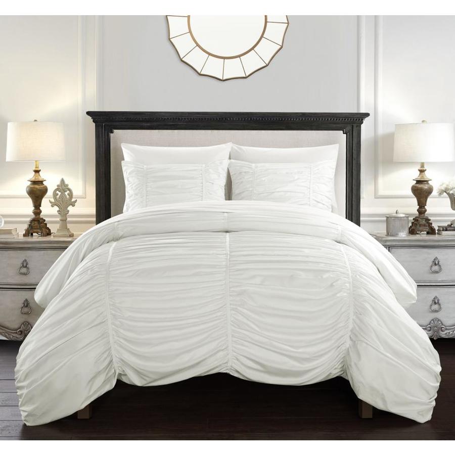 Chic Home Design Kaiah 3Piece White Queen Comforter Set in the Bedding