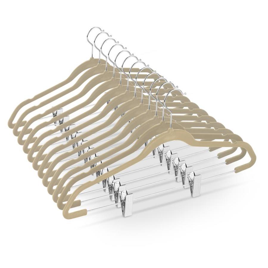 clothes hangers with clips