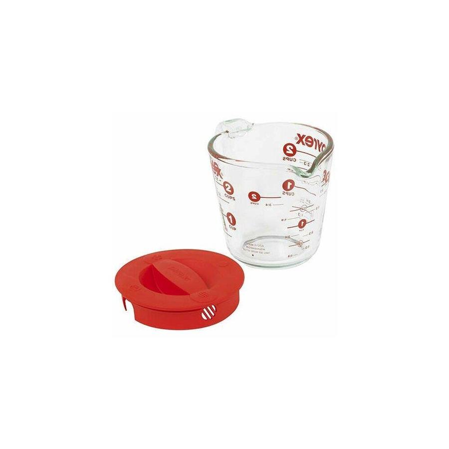 pyrex 2 quart measuring cup with lid