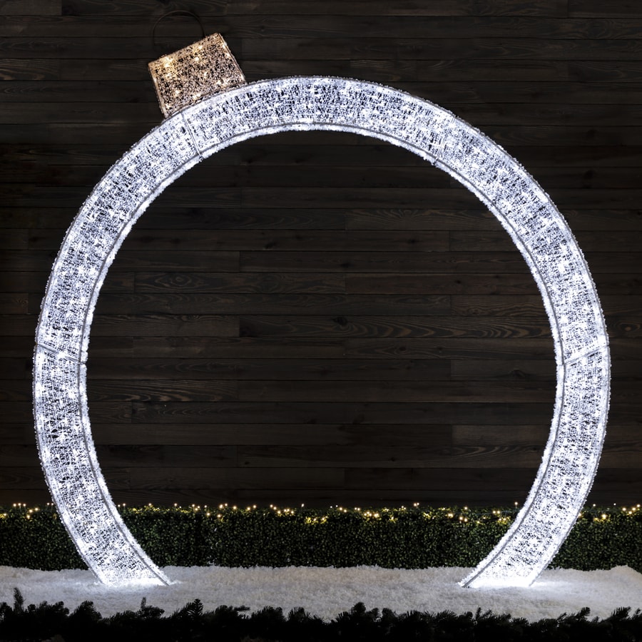 outdoor christmas arch