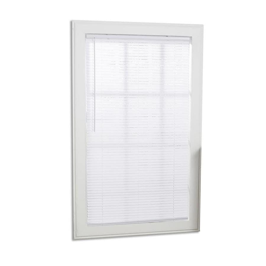 Project Source Light Filtering 1 In Slat Width 27 In X 64 In Cordless White Vinyl Light Filtering Full View Standard Mini Blinds In The Blinds Department At Lowes Com