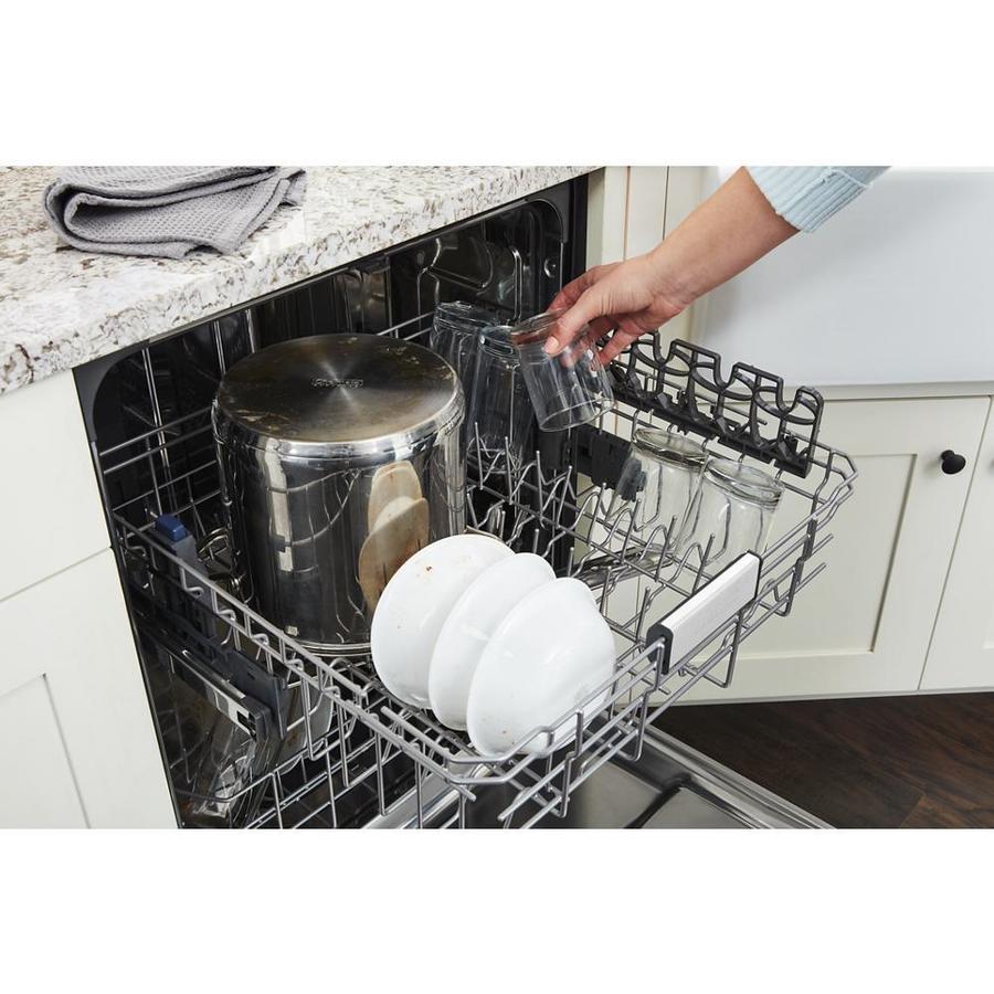 Maytag 50Decibel Front Control 24in BuiltIn Dishwasher (Fingerprint