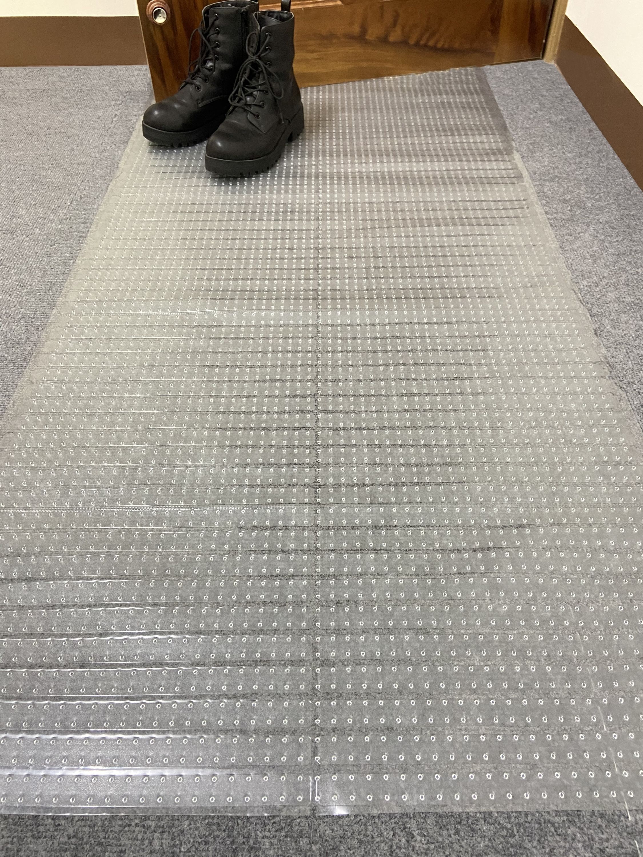 Clear Plastic Runner Rug Carpet Protector Mat Ribbed Multi Grip. 26in X 50FT 