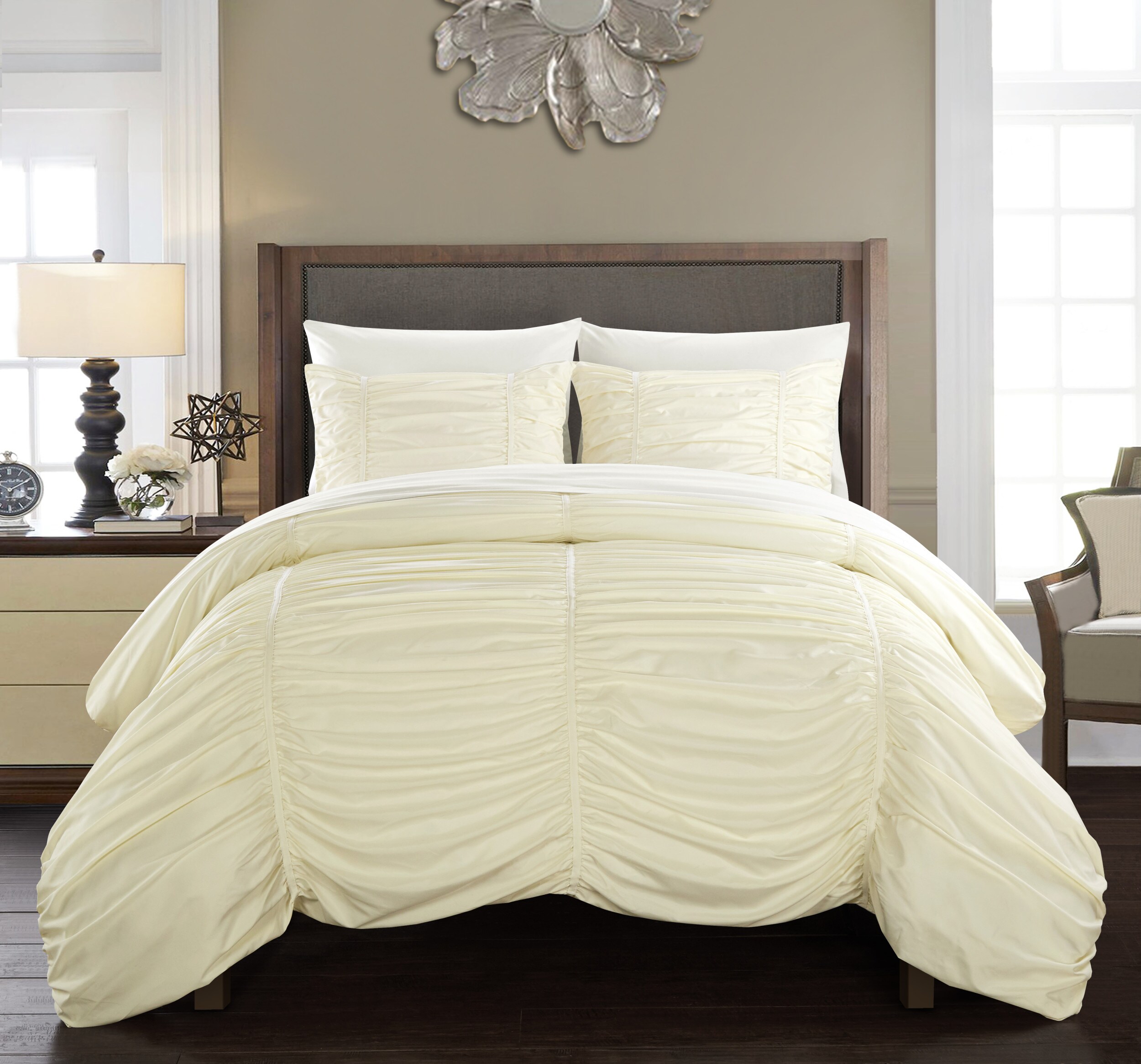 Chic Home Design Kaiah 7-Piece Beige King Comforter Set in the Bedding