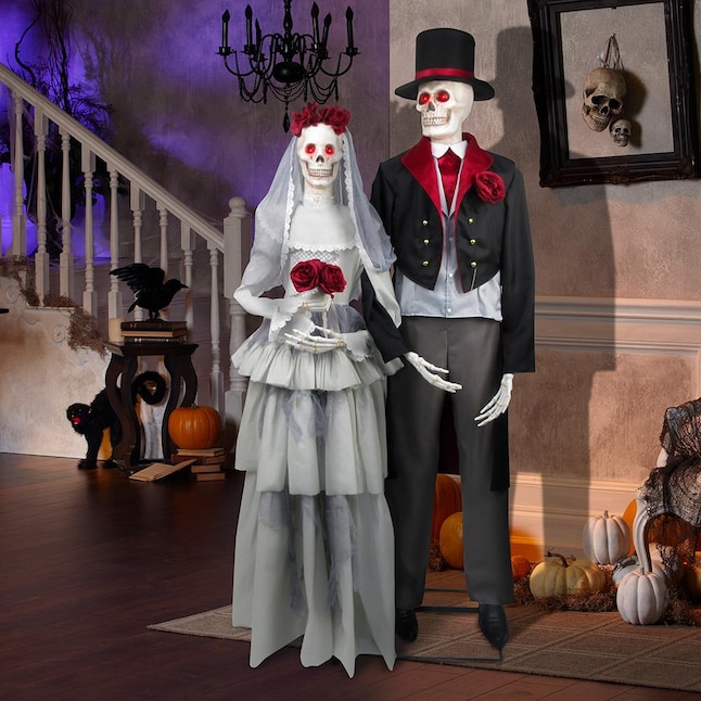 Worth Imports 15 Hanging Skeleton Bride and Groom Home Décor