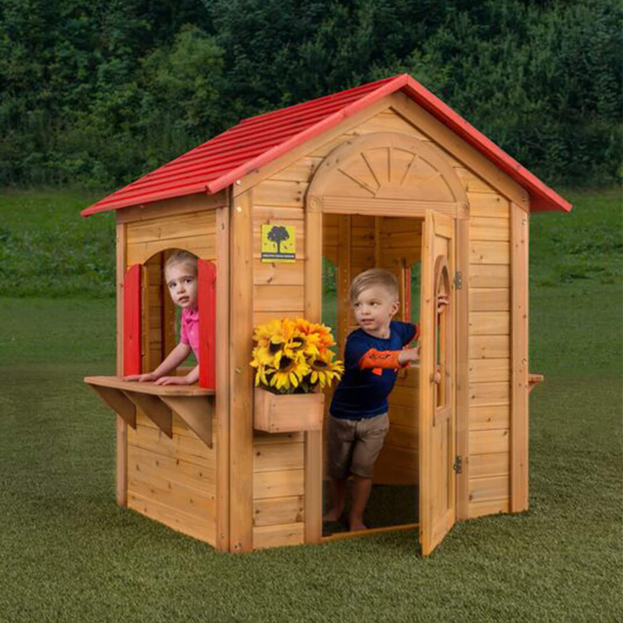 cedar playhouse with kitchen