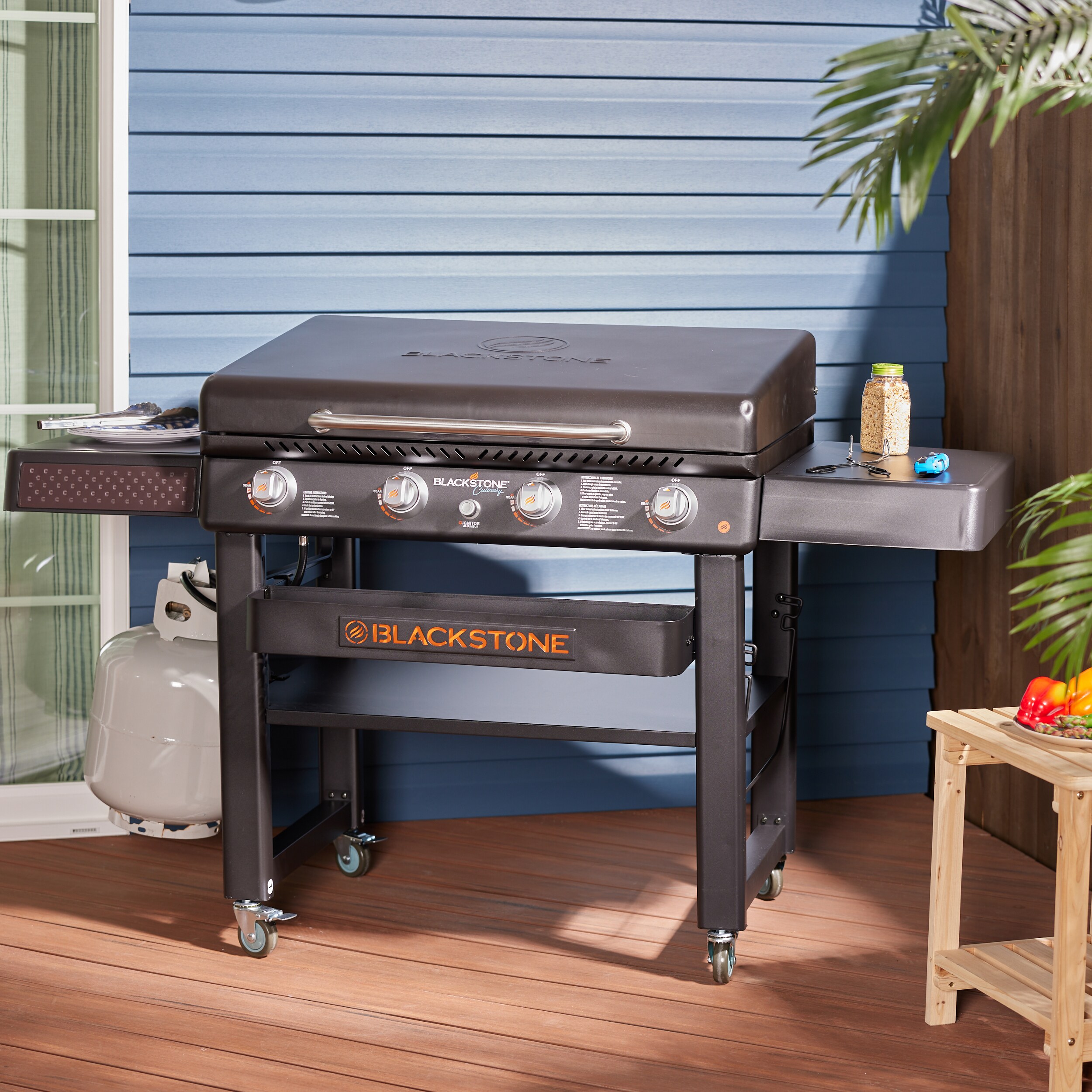 Blackstone Culinary 4-Burner Liquid Propane Flat Top Grill In The Flat ...