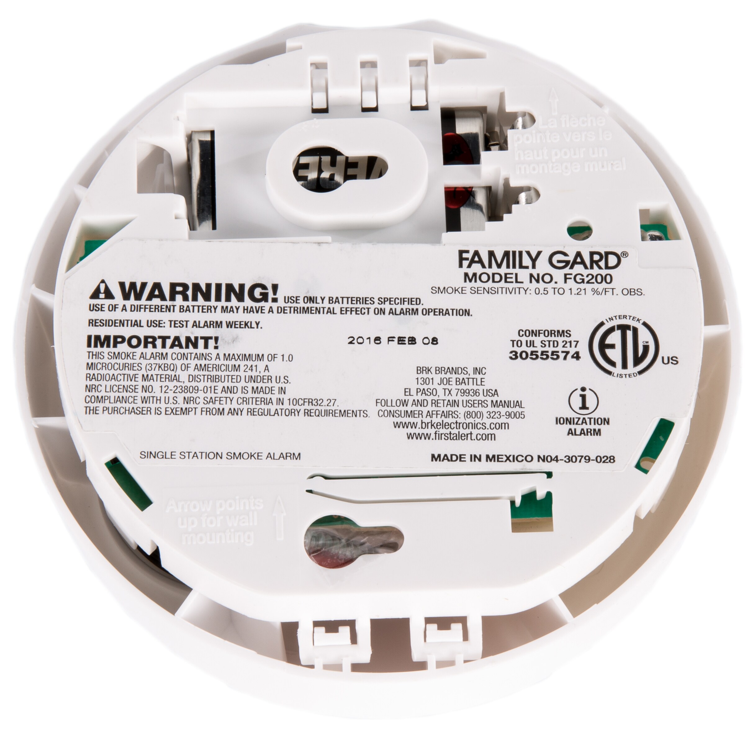 First Alert 2-Pack Battery-Powered 9-Volt Smoke Detector Hinged cover 