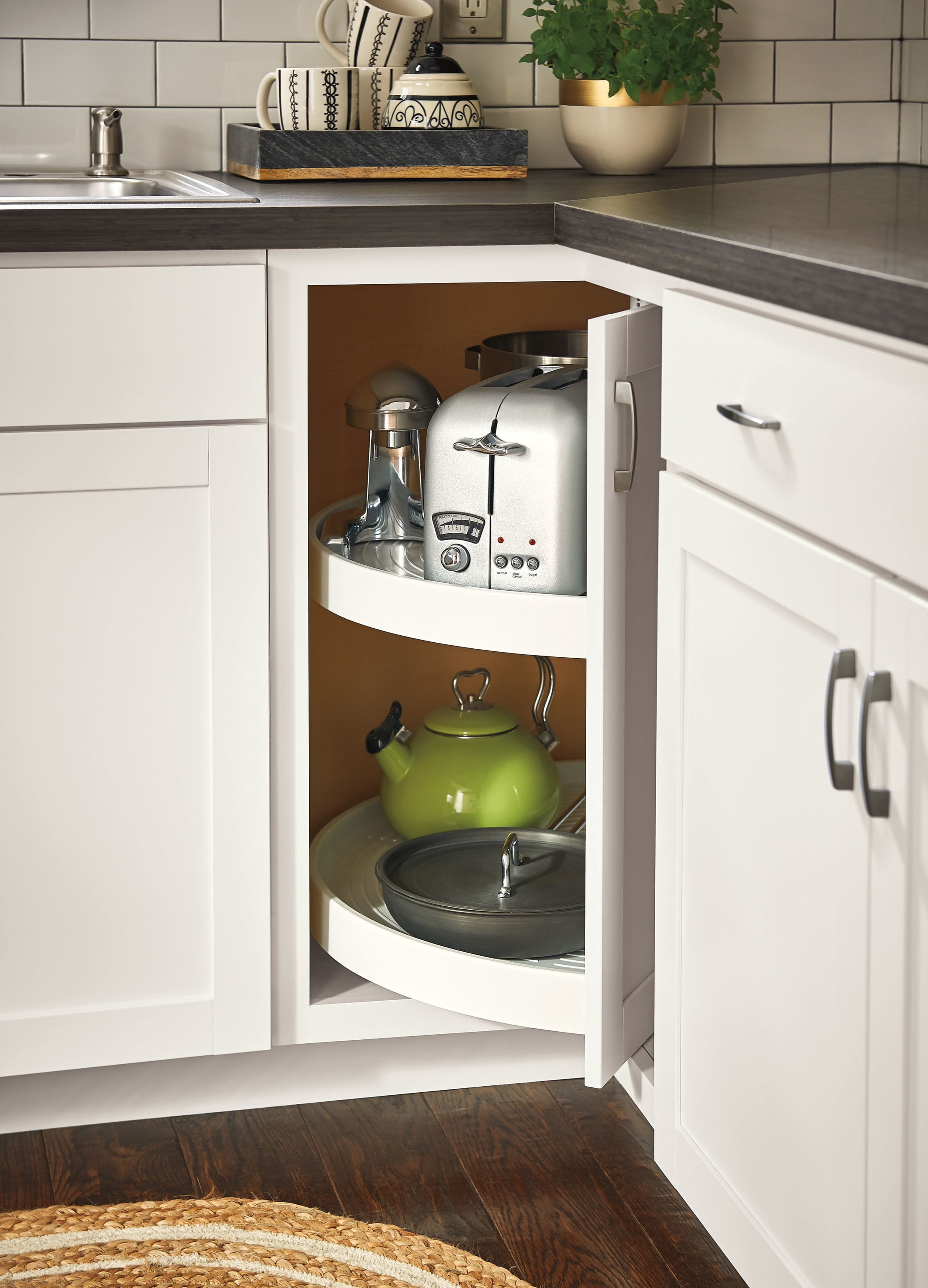 Diamond NOW Arcadia 18 in W x 18 in H x 18.18 in D White Lazy Susan Corner  Base Fully Assembled Stock Cabinet Shaker Door Style