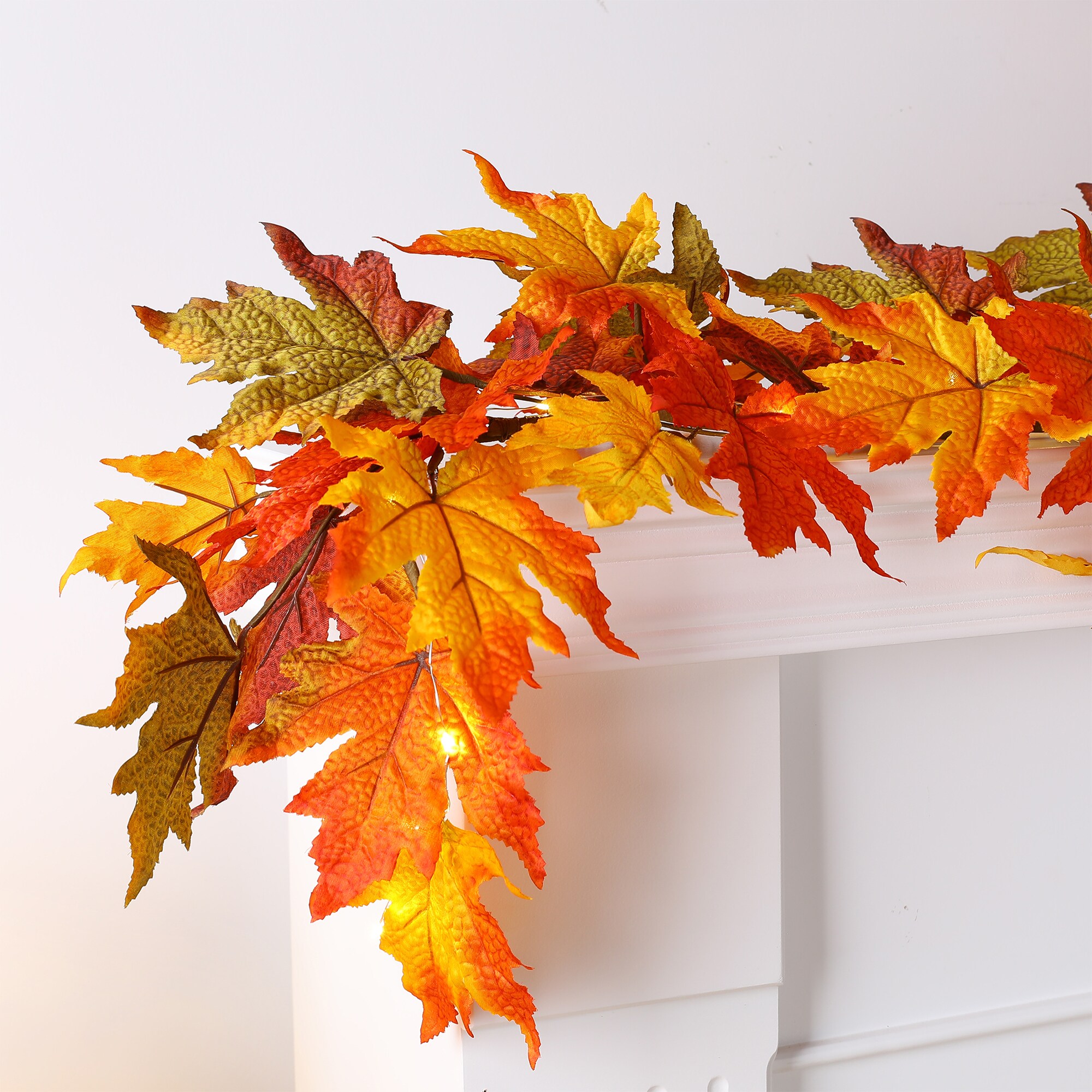 Decorative Autumn Foliage 5ft Artificial Maple Leaf and Pumpkin Garland 