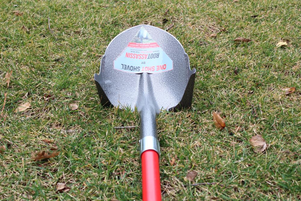 Root Assassin One Shot Shovel 60-in Poly Handle Digging Shovel In The ...