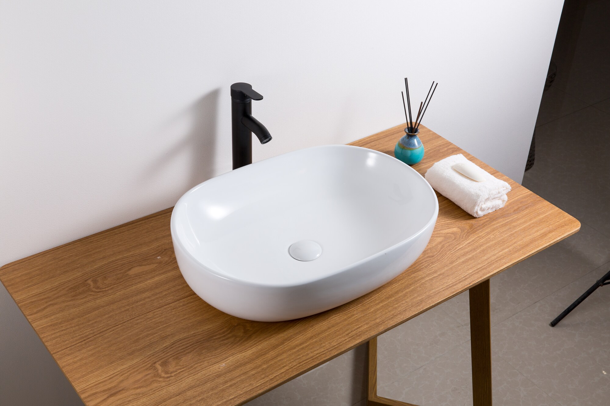 Ruvati Vista White Ceramic Vessel Oval Modern Bathroom Sink (23.5-in x 16.5-in)
