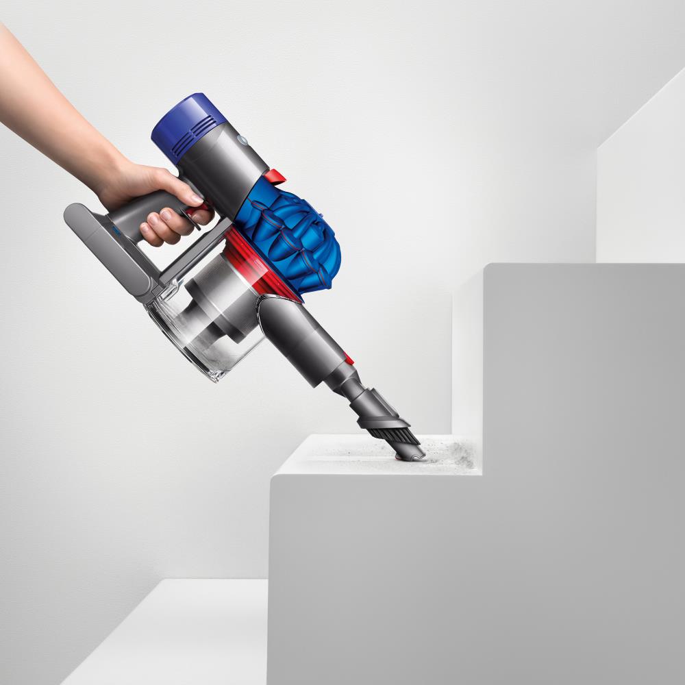 Dyson V7 Trigger Pro 21.6-Volt Cordless Handheld Vacuum in the Handheld Vacuums department at 