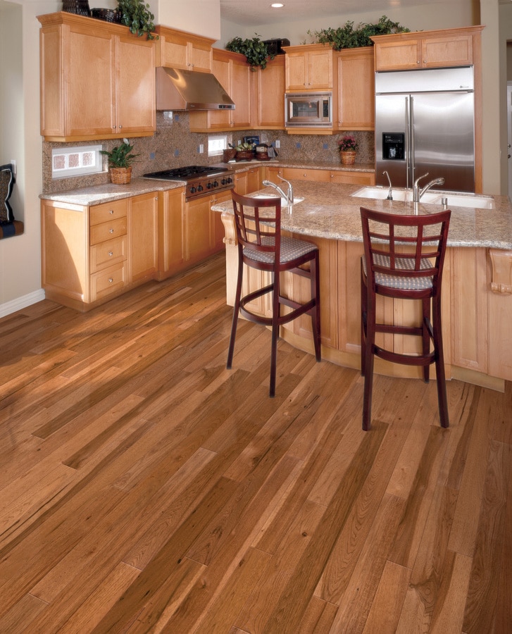 Mullican Flooring Muirfield 5-in Wide X 3/4-in Thick Hickory Saddle ...