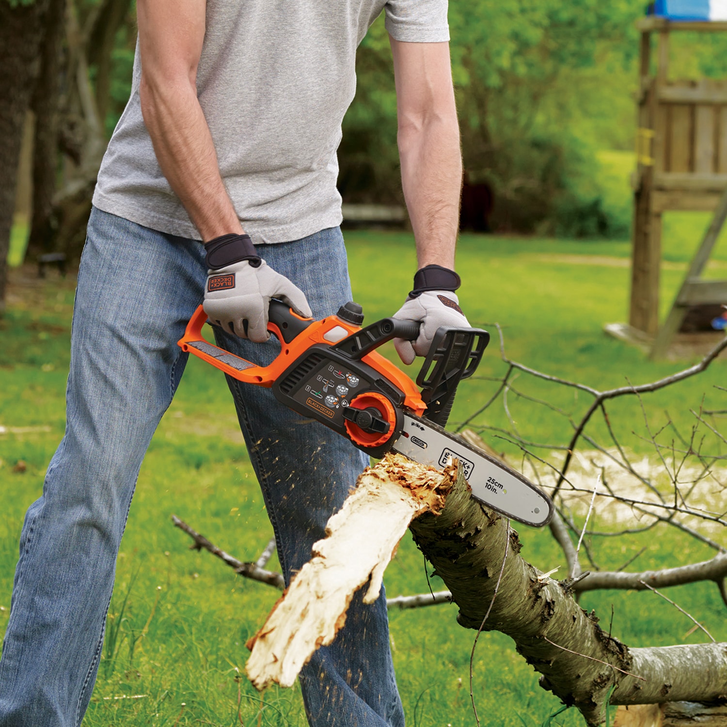 BLACK+DECKER 20-volt Max 10-in Cordless Electric Chainsaw 2 Ah (Battery ...