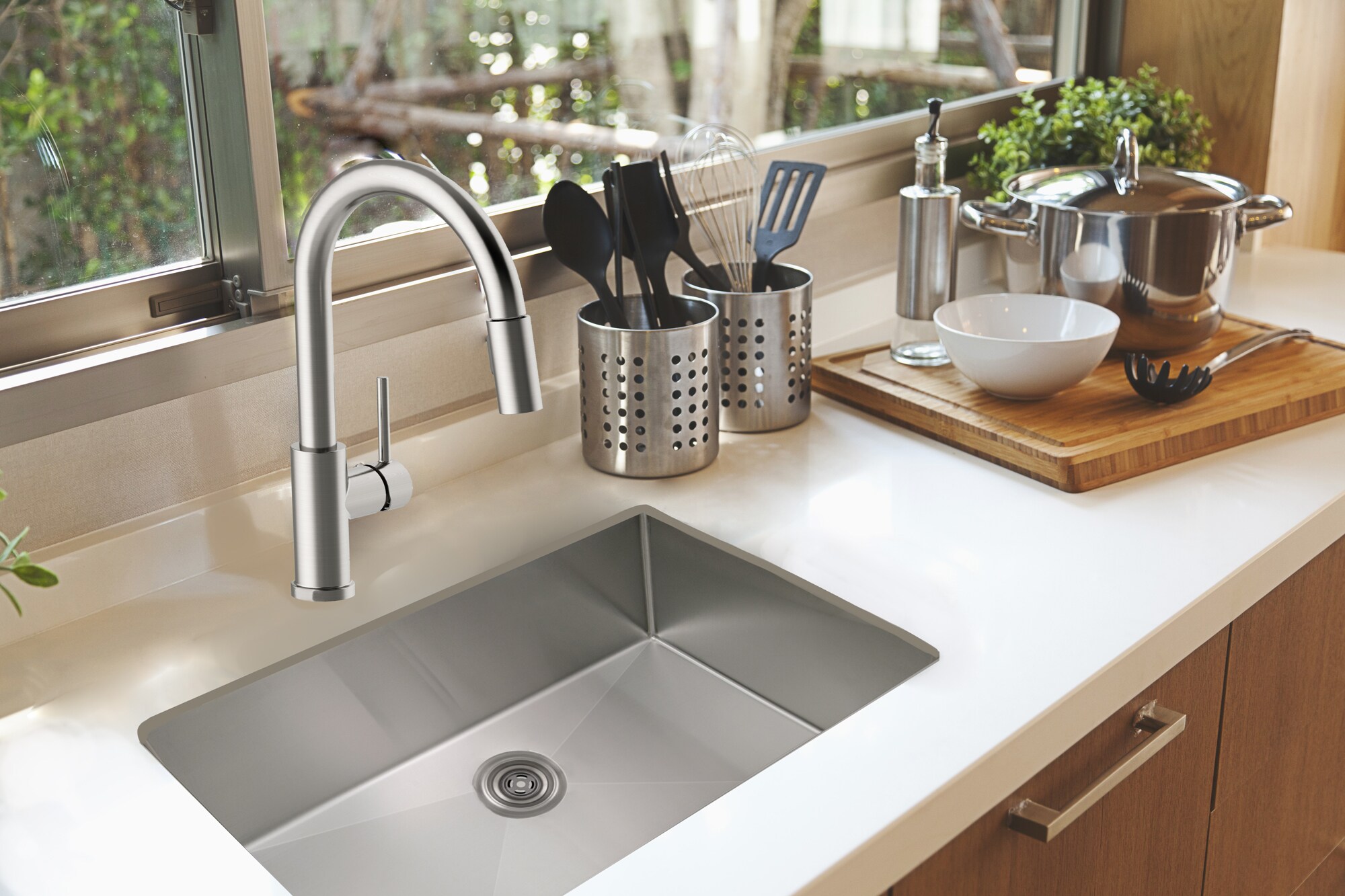 Modern Stylish 1.0 Round Bowl Sinks Stainless Steel Polished Inset Kitchen Sink 