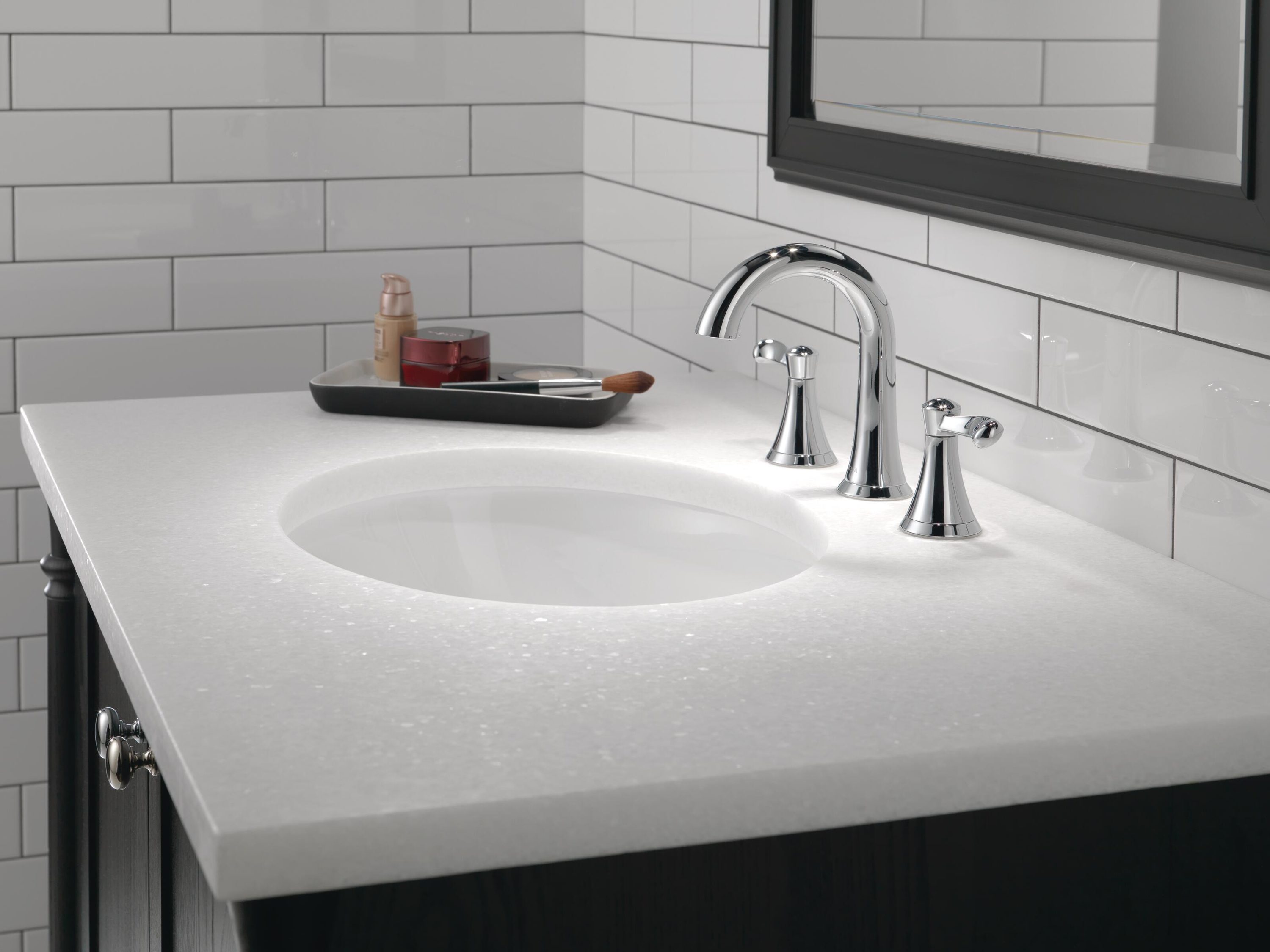 Delta Esato Chrome 2-handle 8-in widespread WaterSense Mid-arc Bathroom Sink Faucet with Drain