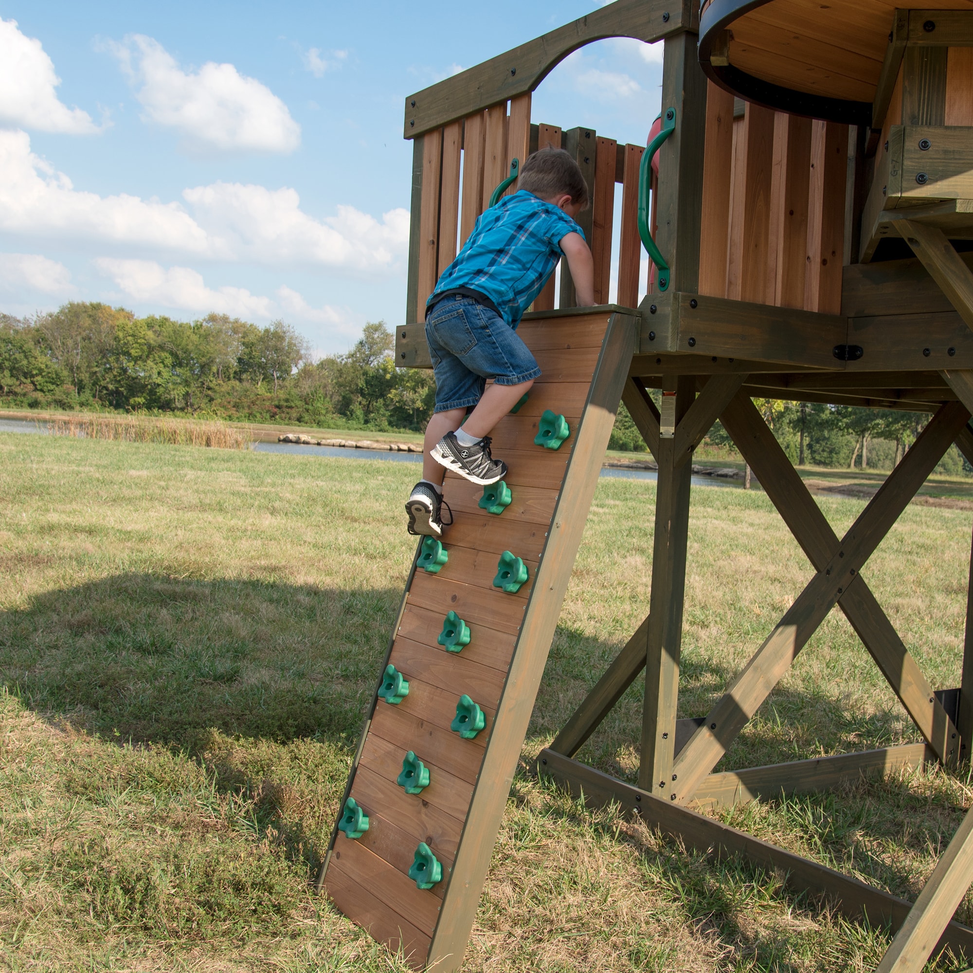 eagles nest playhouse backyard discovery