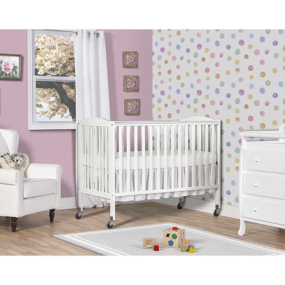 Dream On Me Dream On Me White Folding Full Size Crib in the Cribs