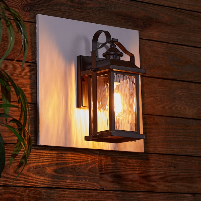 Kichler  Linford 1-Light 13.75-in Olde Bronze Outdoor Wall Light