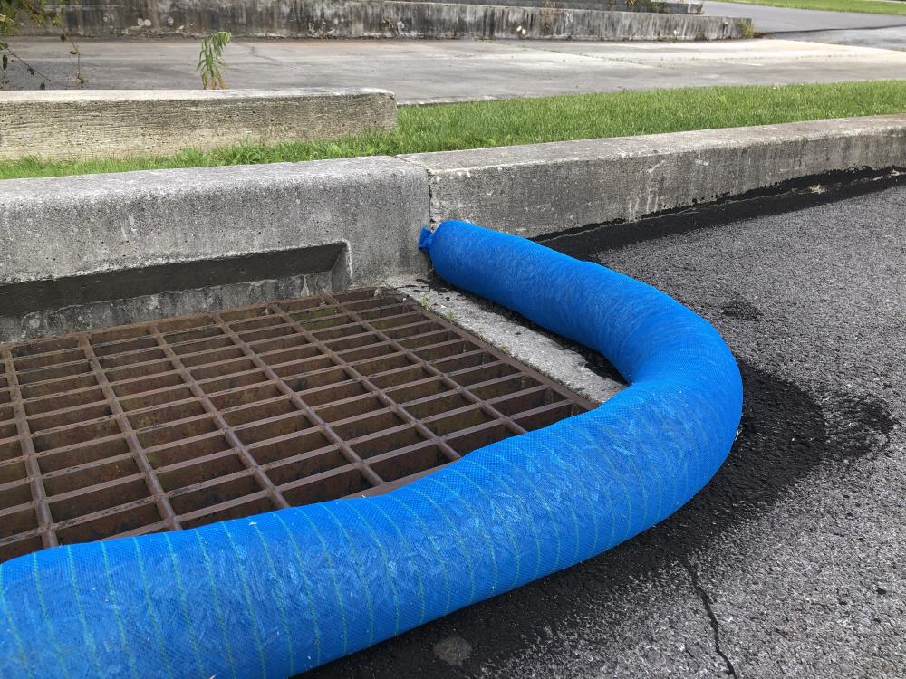 Sediment Blue 10’ L Catch Basin Filter Sock by New Pig Prevent Debris and Other contaminants from Entering Storm drains and sewers While Allowing Water to Pass Through 