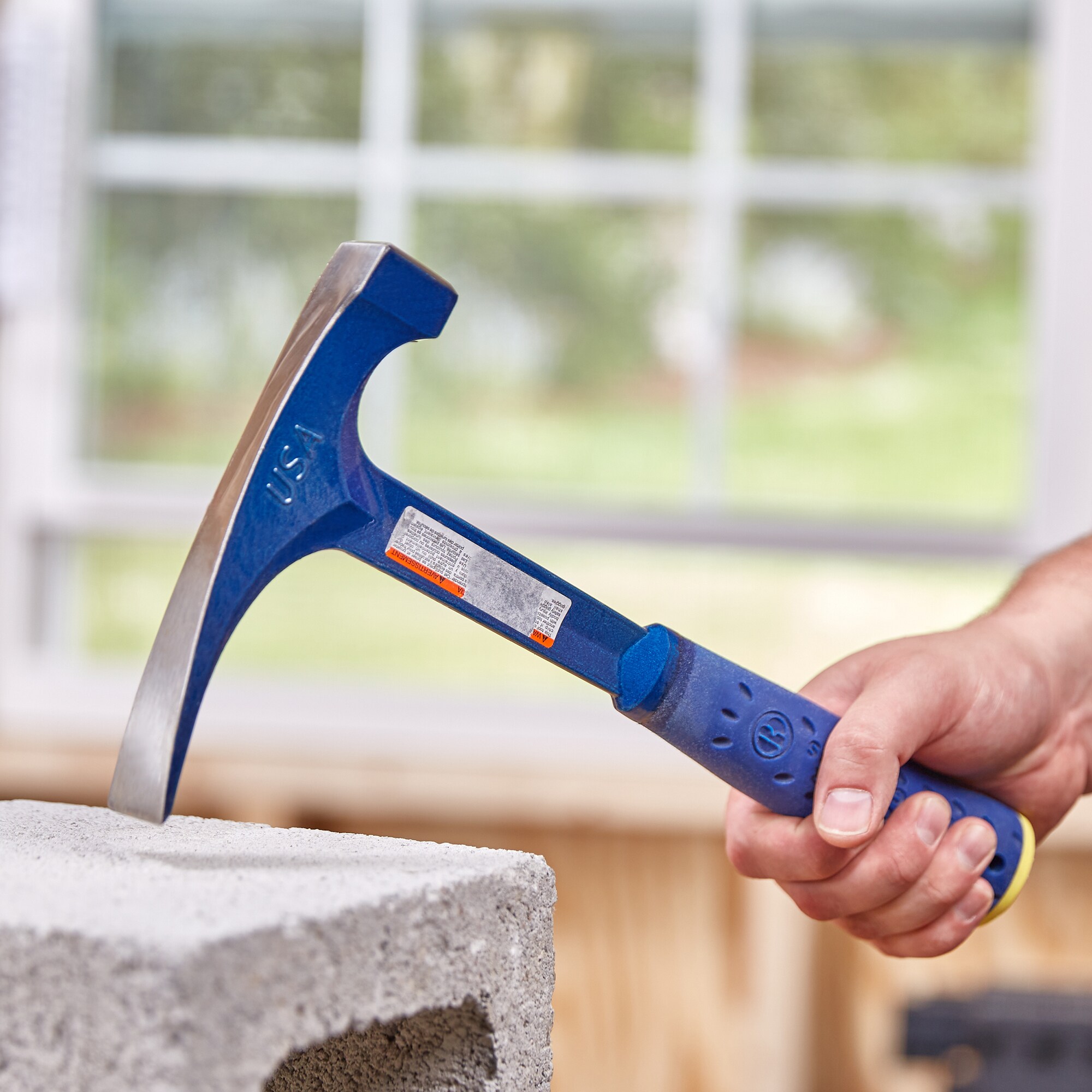 Pro Mason Chisel Masonry Hand Hammer Tool Cutting Brick Tile Concrete New 