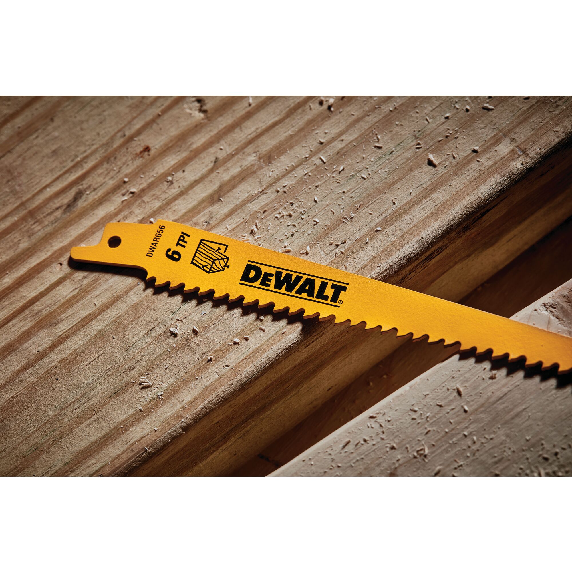 DEWALT 5-Pack Bi-Metal 6-in 6-TPI Wood Cutting Reciprocating Saw 