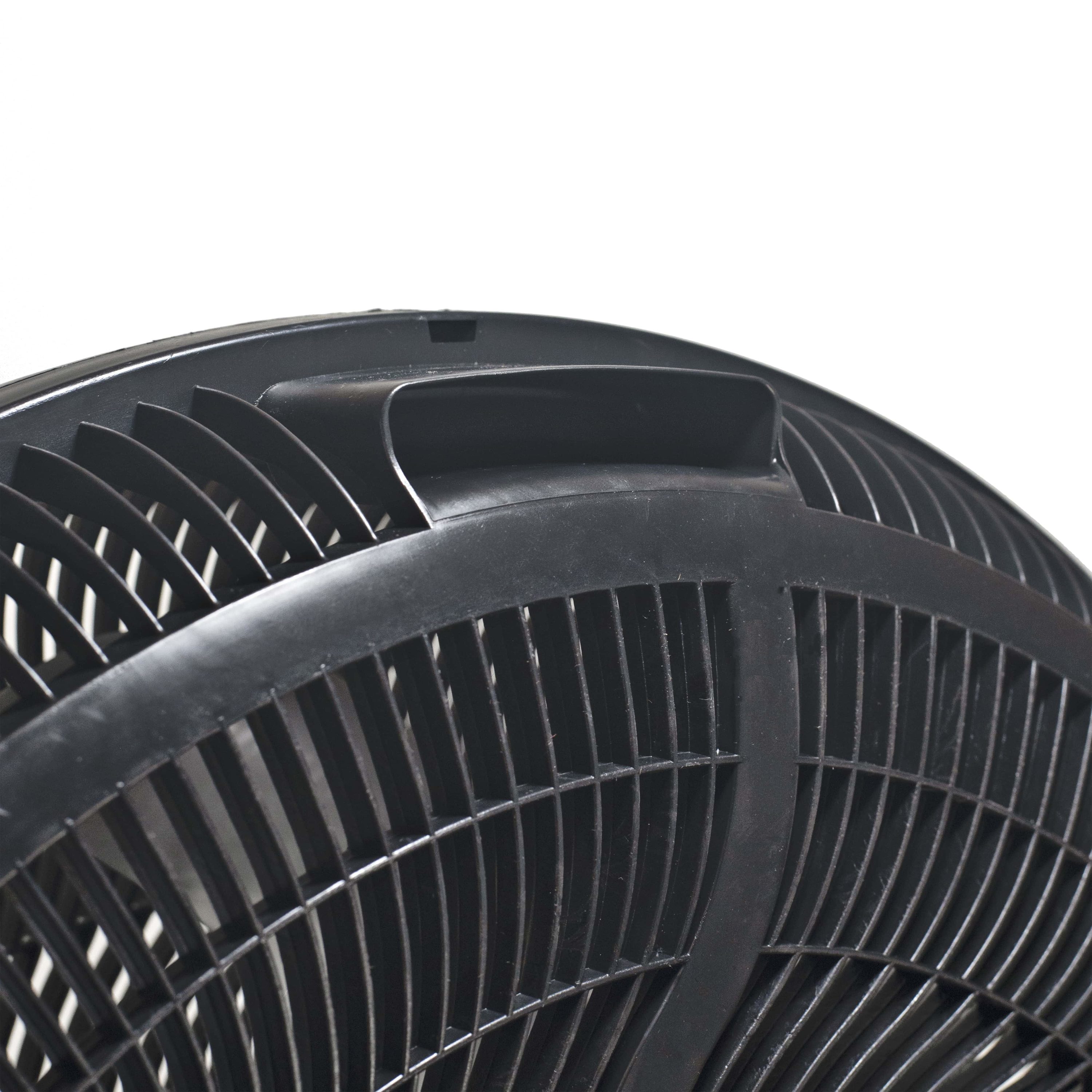 Comfort Zone 18.5-in 3-Speed Indoor Black Floor Fan