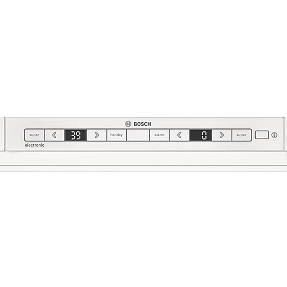 Bosch 800 Series Custom Panel with Home Connect 9cu ft Counterdepth