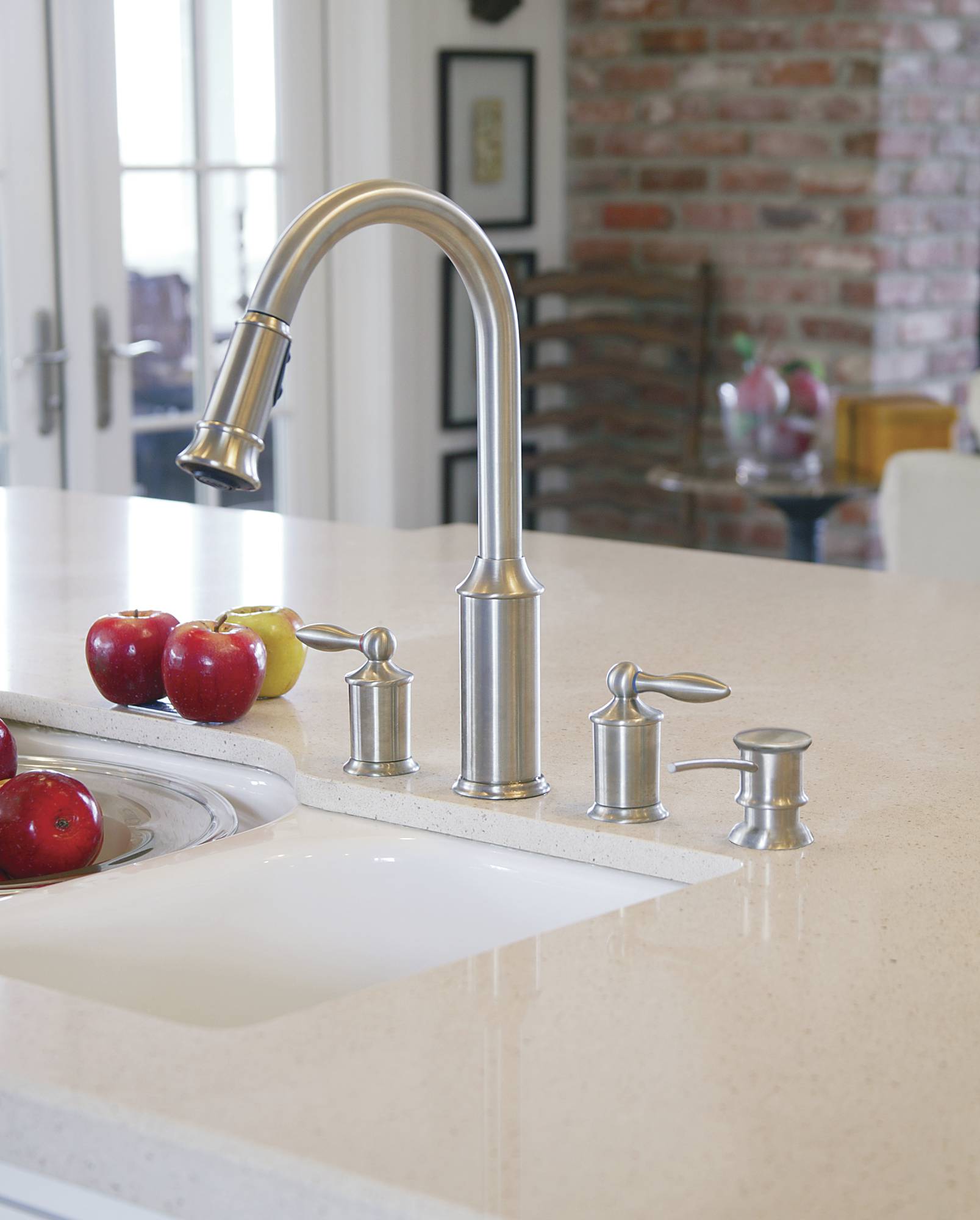 Moen Aberdeen Stainless 2 Handle Pull Down Kitchen Faucet With Sprayer Function At 9058