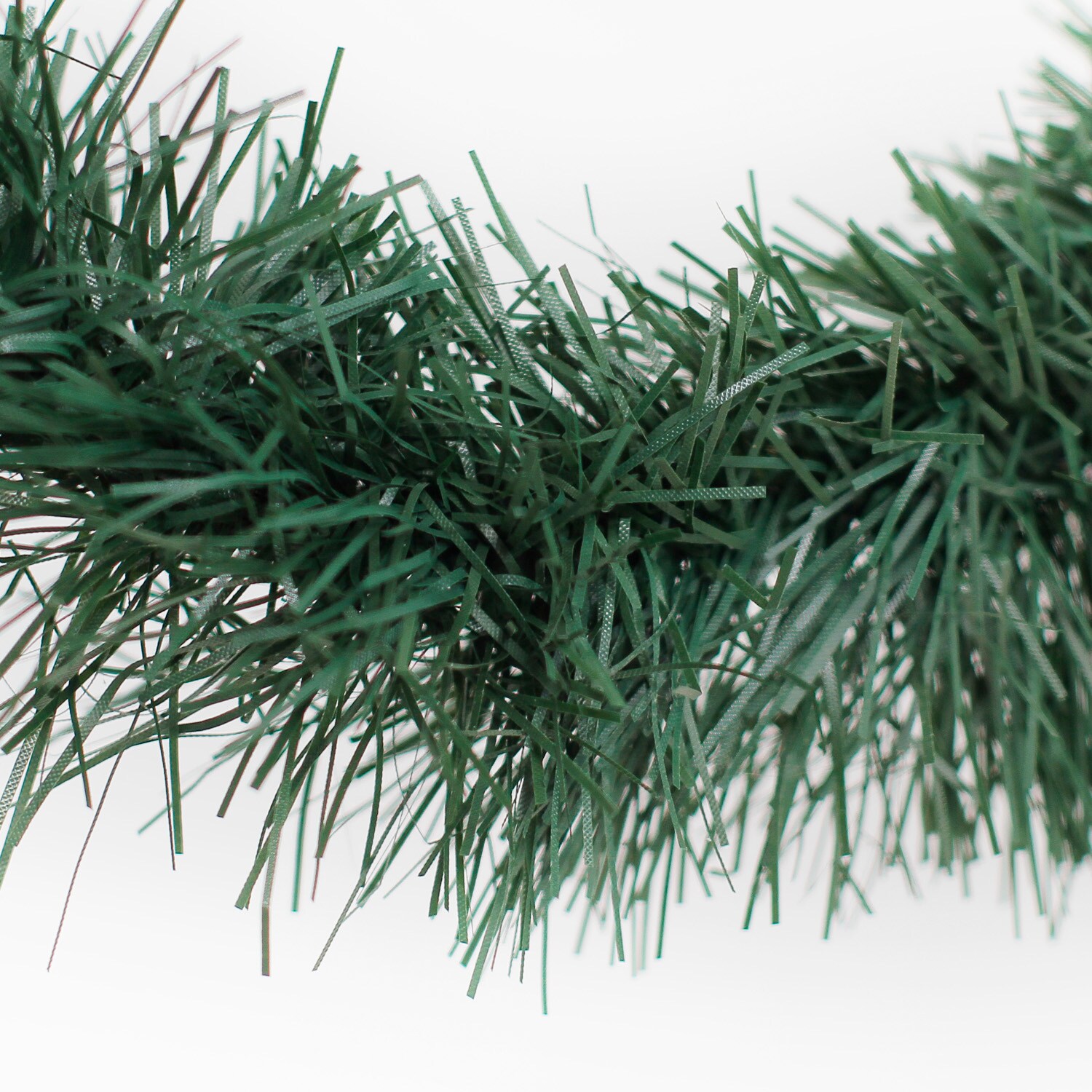 457 cm Details about   Christmas Pine Garland 15 Foot Indoor Outdoor Flame Retardant Holiday 