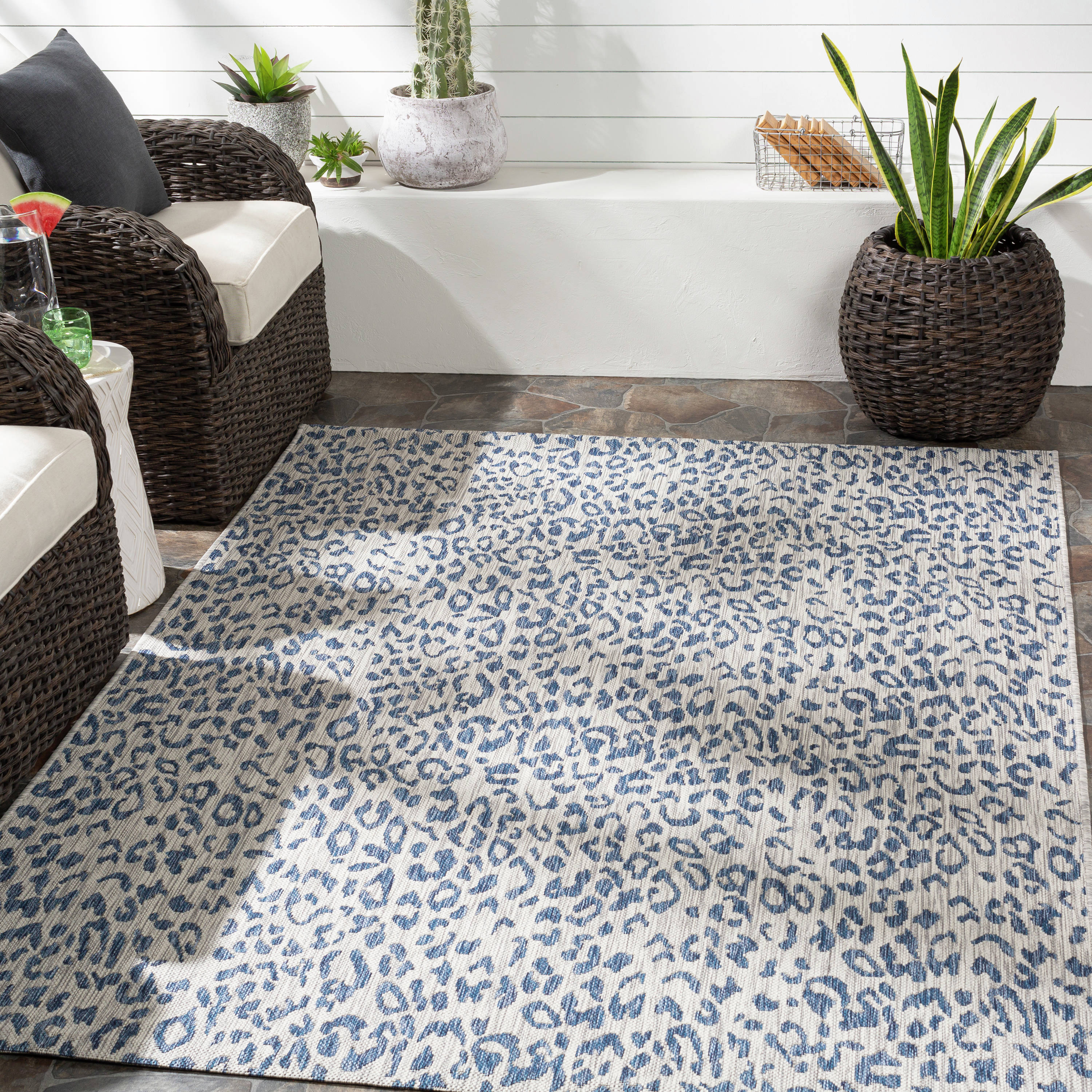 New Modern Animal Print Living Room Area Rug with Nonslip Backing, 
