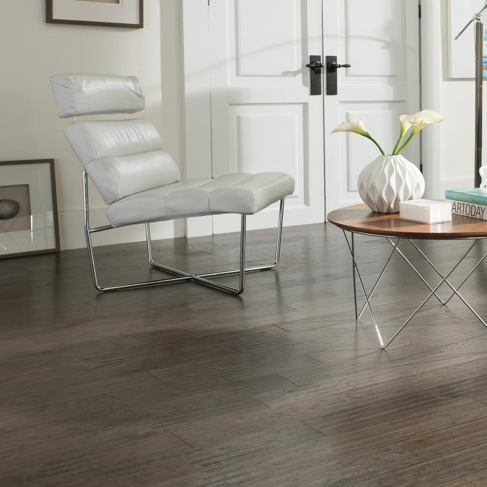 Mullican Flooring 5\" EGD HS T&G GRNT HCKRY 38-SQ FT In The Hardwood ...