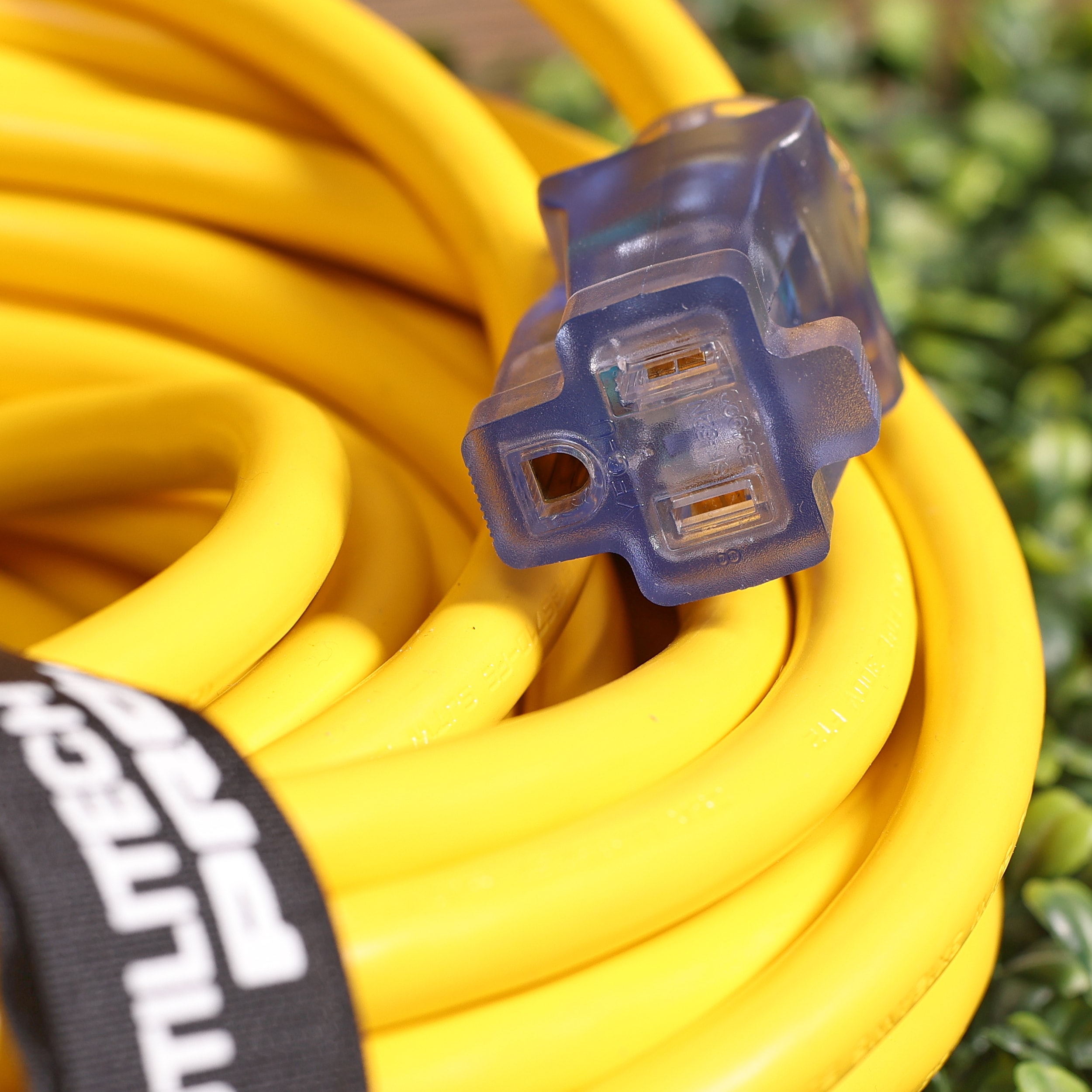 50' Southwire Coleman Cable 092088802 12 Gauge Outdoor Extension Cord Yellow ONE 
