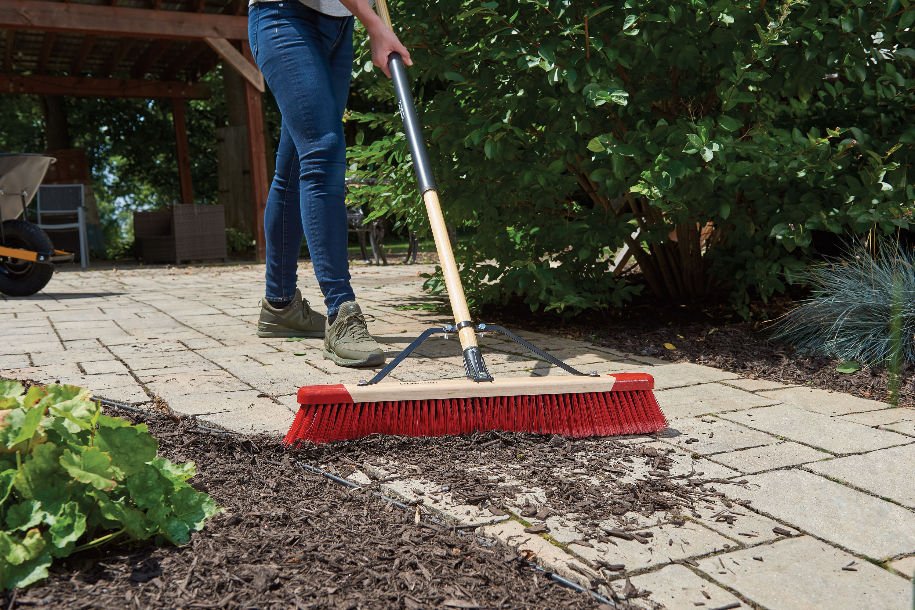 HARPER 24-in Poly Fiber All-purpose Push Broom In The Brooms Department ...