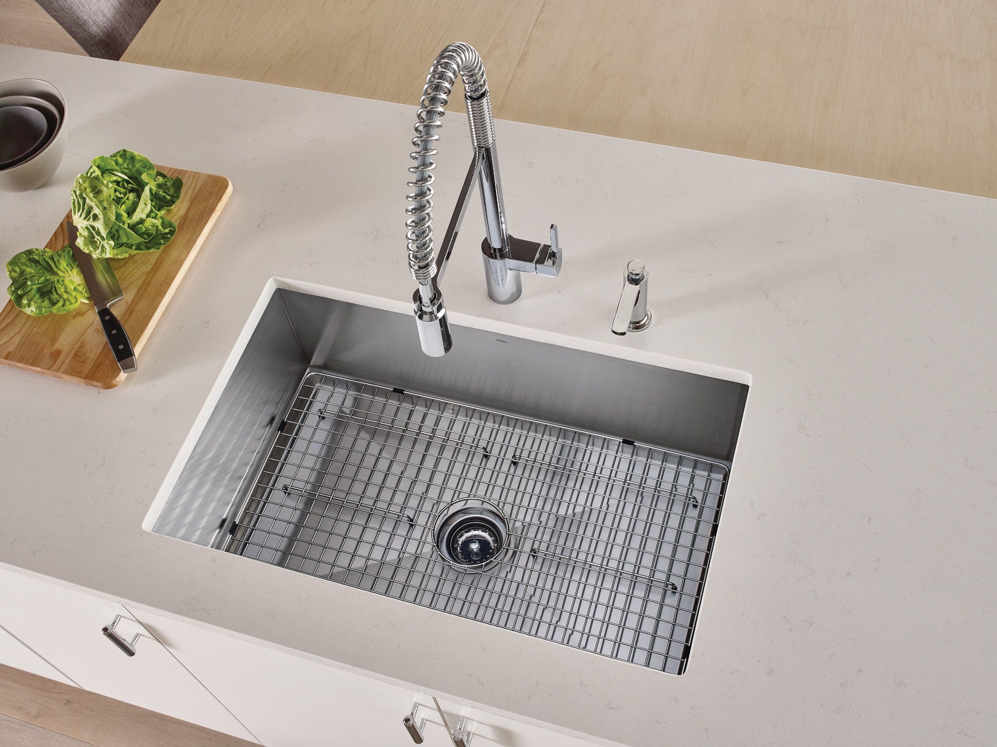 Moen 15.35in x 28.35in Back Center Drain Stainless Steel Sink Grid in the Sink Grids & Mats