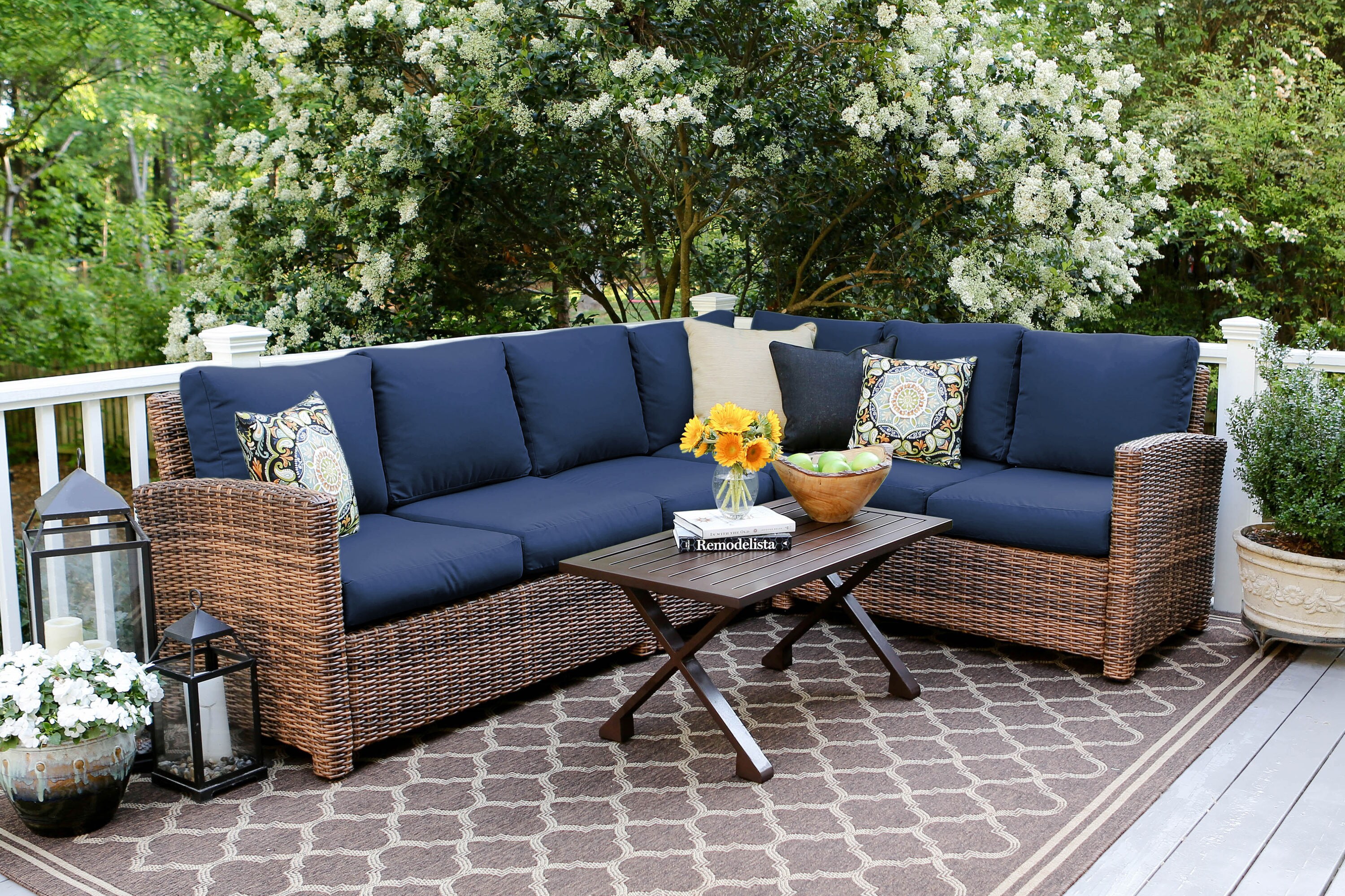 outdoor sectional with navy cushions