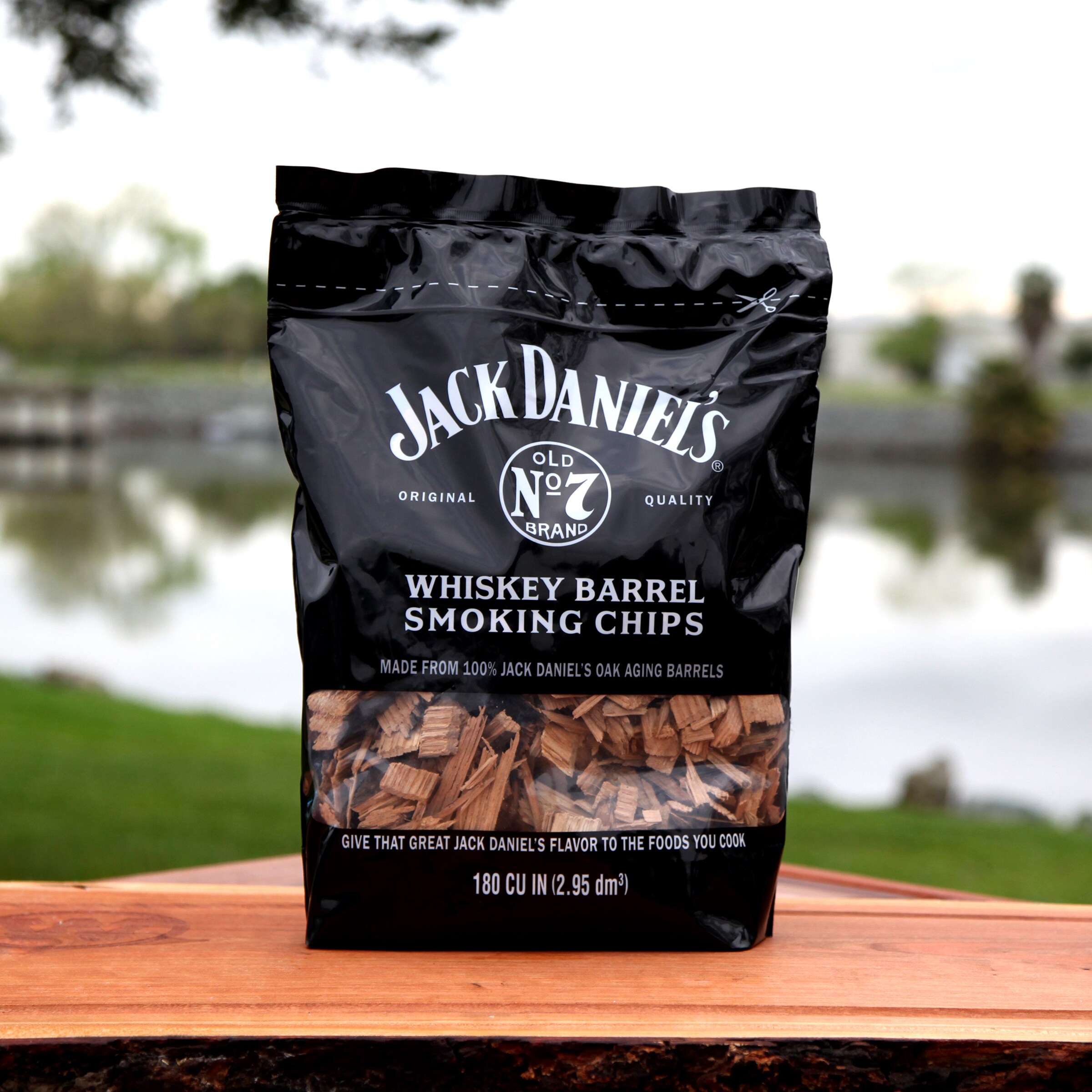 4 Pack 180 Cubic Inches Details about   Jack Daniel's Whiskey Barrel Smoking Oak Wood Chips 