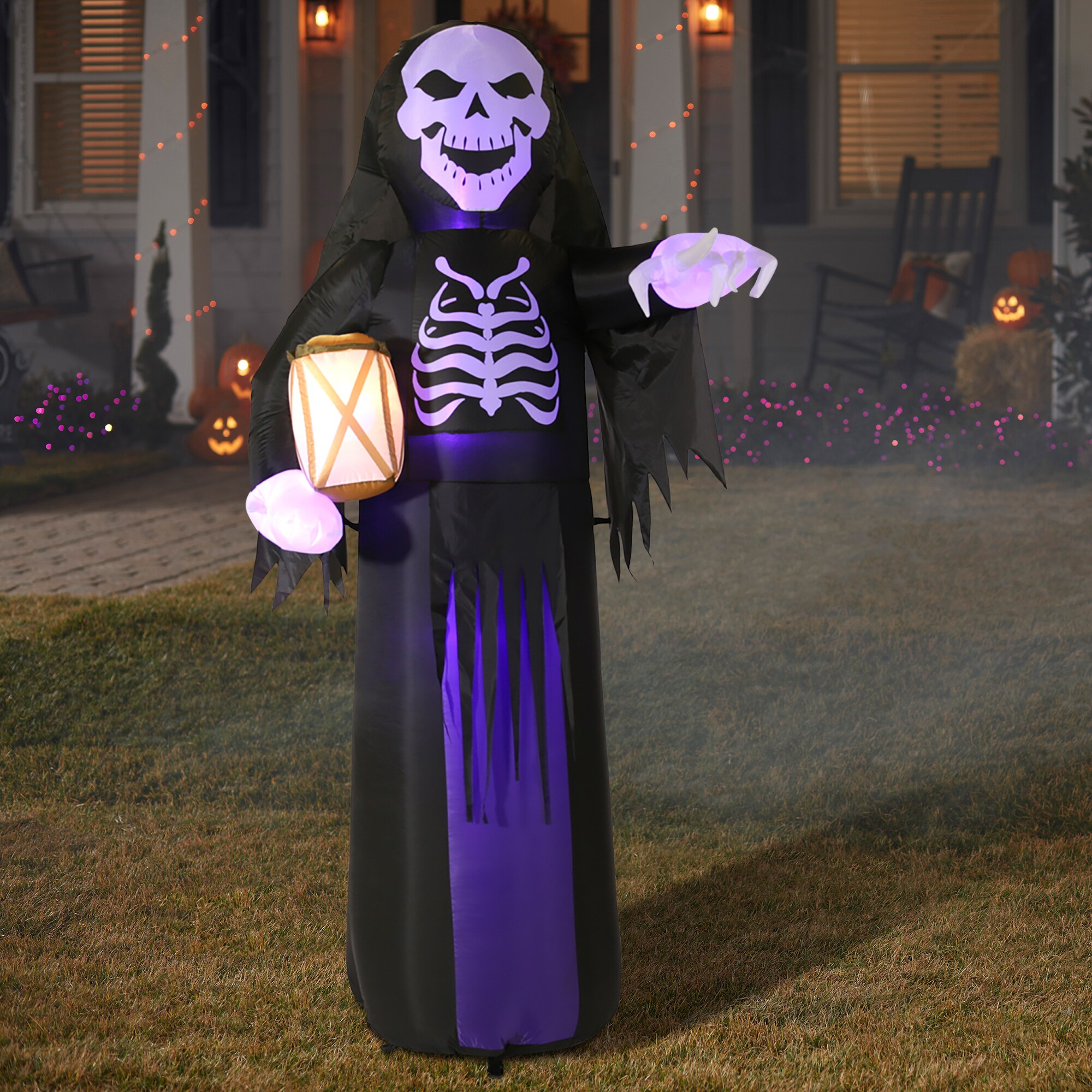 Gemmy 8ft x 2.8ft Lighted Ghost Halloween Inflatable at