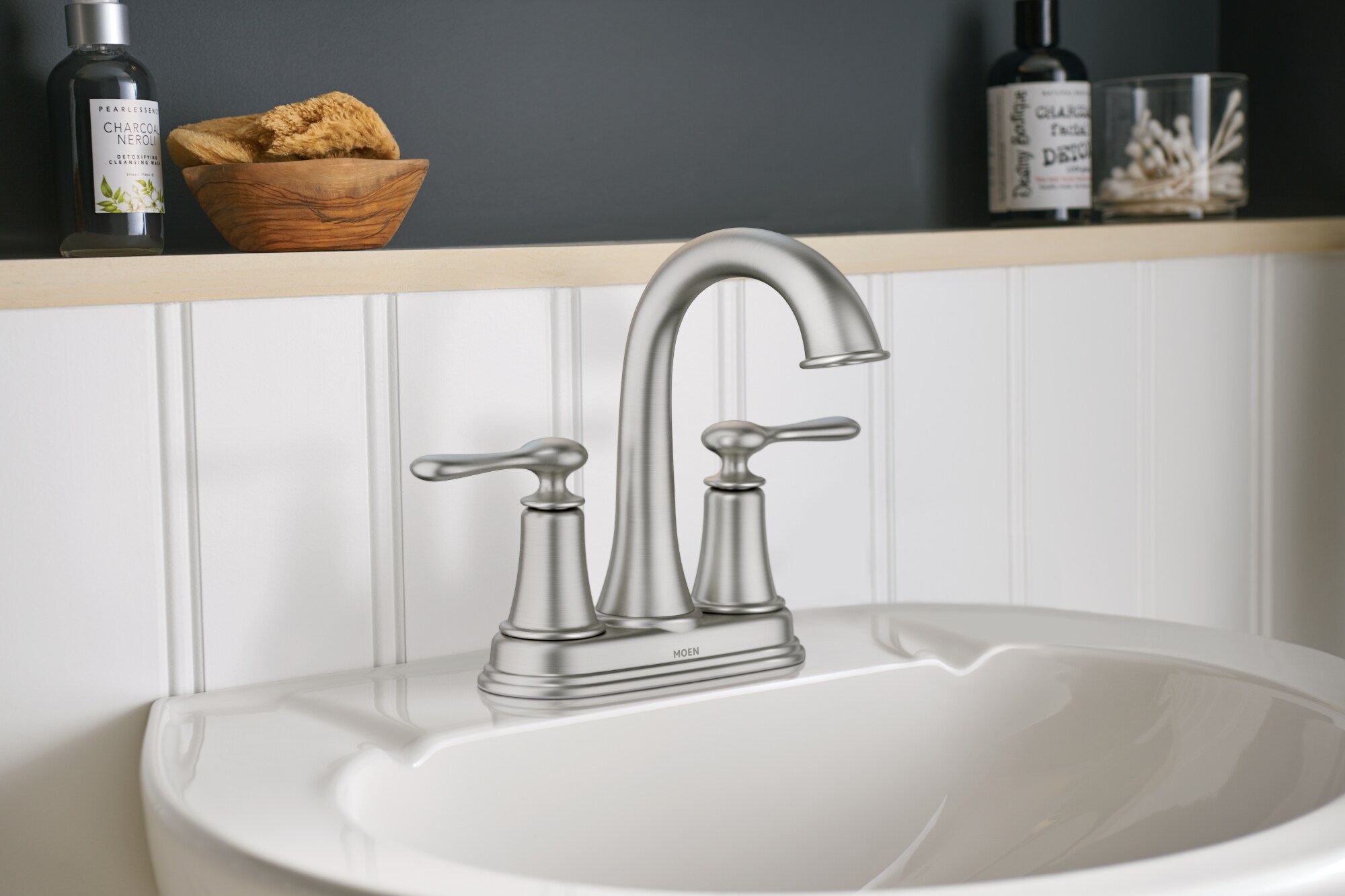 Moen Ellicott Spot Resist Br Nickel (Srn) 2-handle 4-in centerset High-arc Bathroom Sink Faucet with Drain