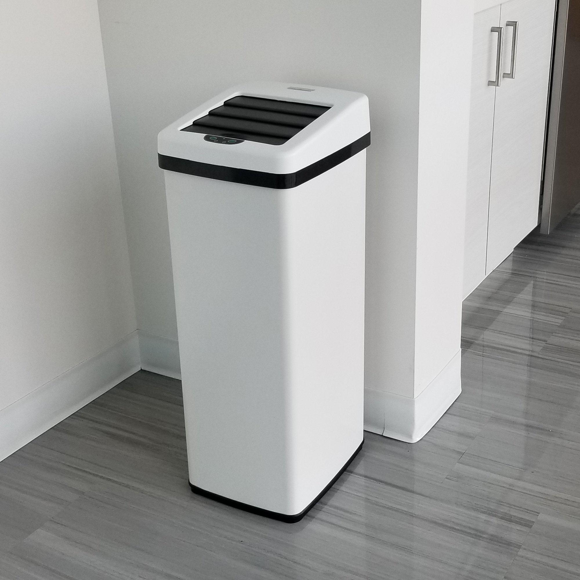iTouchless 14-Gallon White Metal Touchless Trash Can with Lid