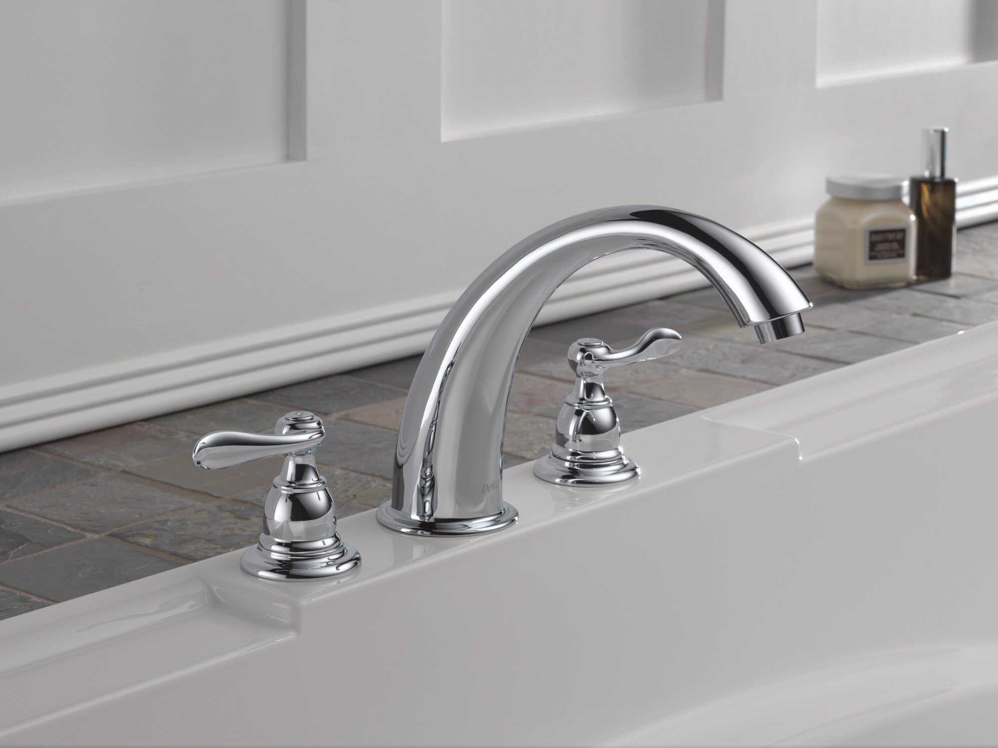 Delta Windemere Chrome 2-handle Residential Deck-mount Roman Low-arc Bathtub Faucet