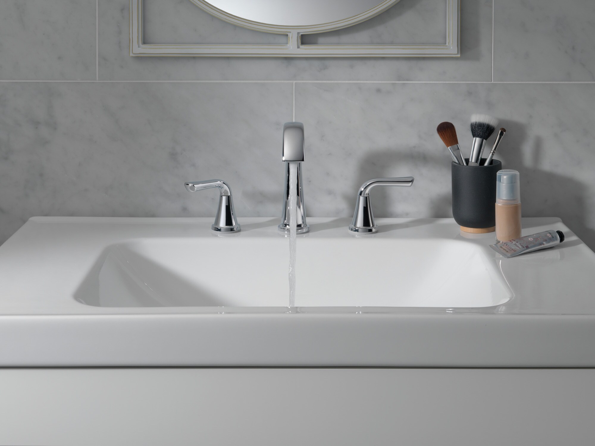Delta Larkin Chrome 2-handle Widespread WaterSense High-arc Bathroom Sink Faucet with Drain
