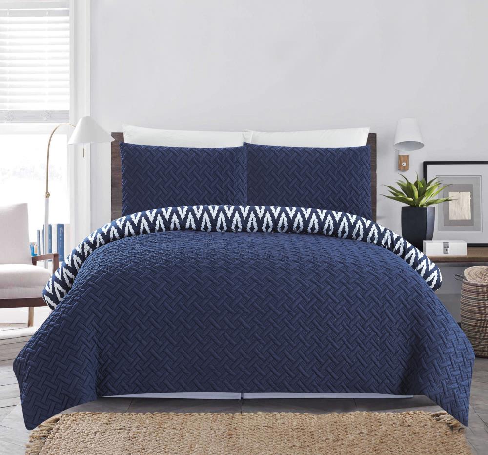 Chic Home Design Ora 3-Piece Navy Queen Comforter Set in the Bedding