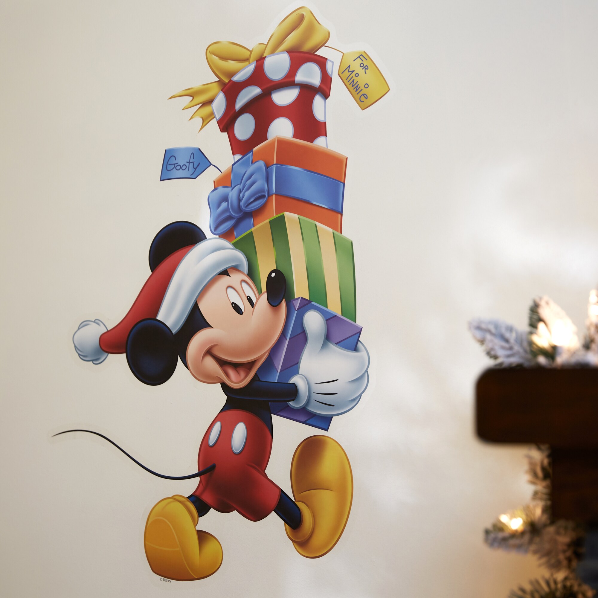 Mirrors. Christmas Mickey kissing Minnie Static Cling Decoration for Windows 