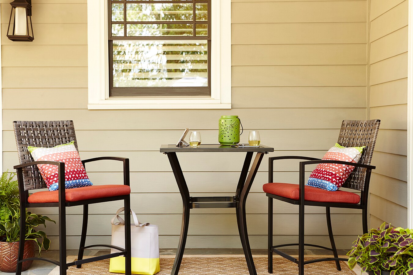 Garden Treasures Lunburg 3Piece Black Aluminum Frame Patio Dining Set
