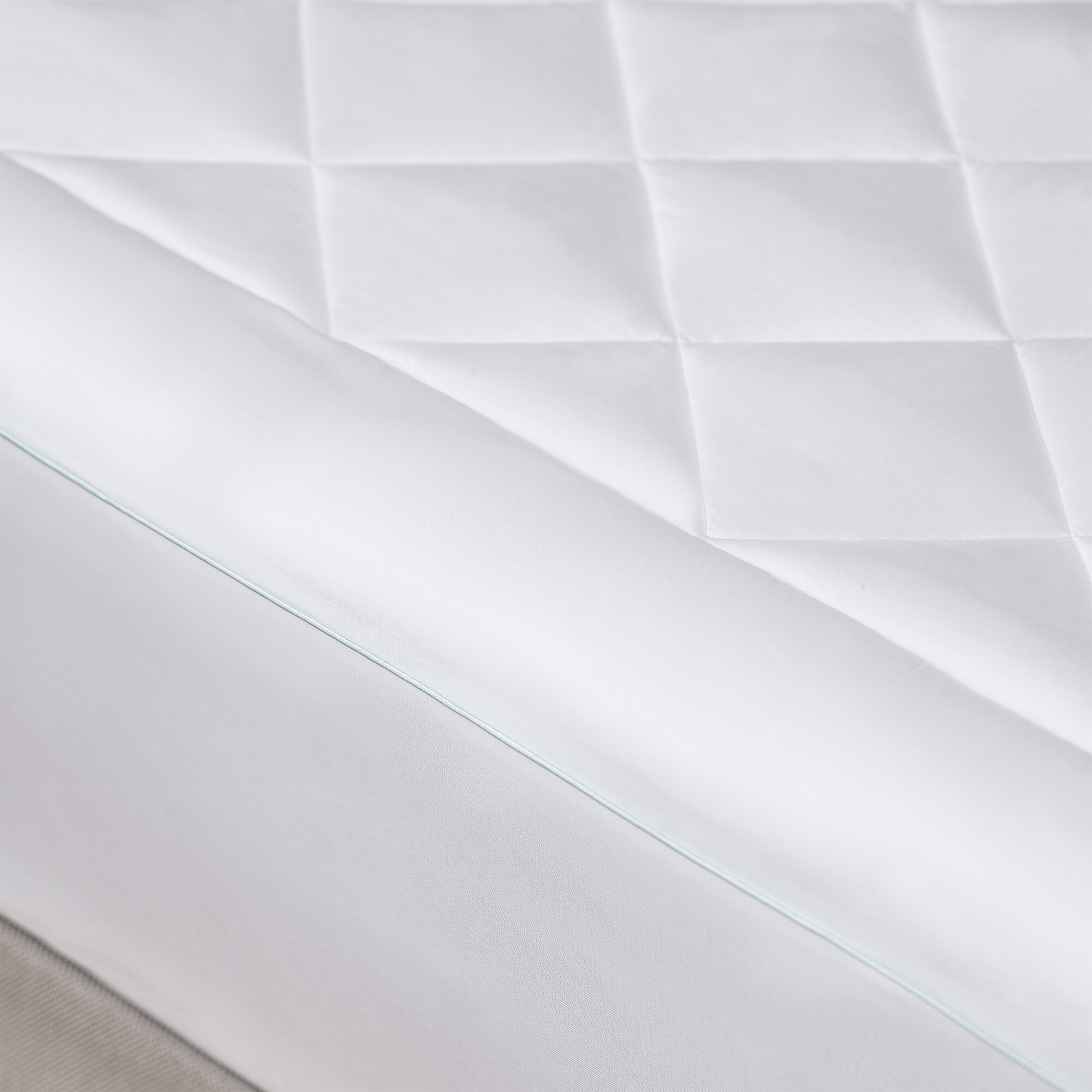 CosmoLiving by Cosmopolitan 15in D Cotton California King Mattress